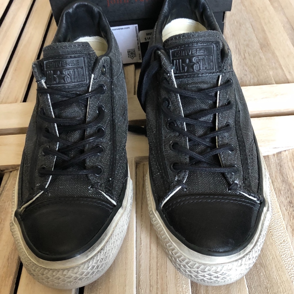 💥SALE💥Boy Converse X Distressed Canvas All Stars - Picture 2 of 8